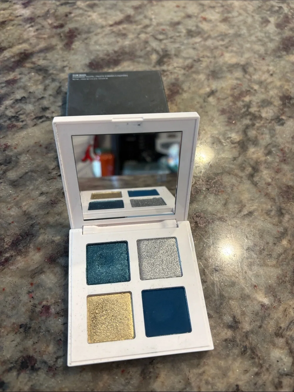Makeup By Mario compact quad
